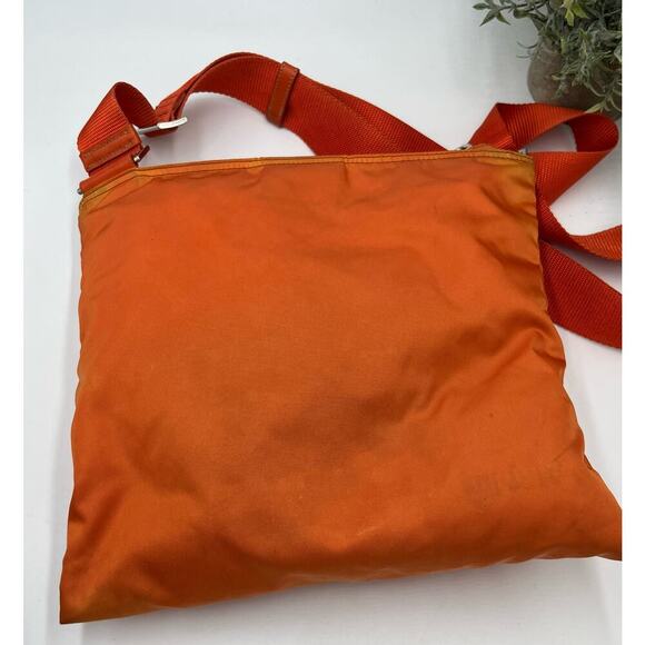 PRADA BT7372 Tessuto Shoulder
Bag Cross Body Messenger Bag Nylon
Orange Unisex - Picture 15 of 15